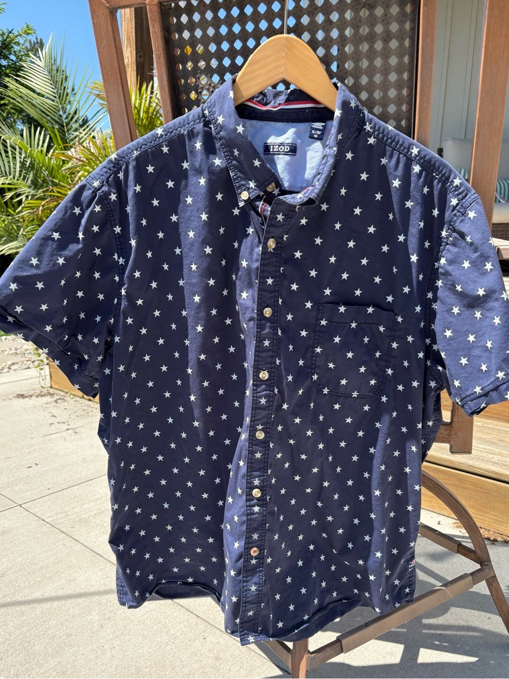 Izod Navy Short-Sleeve Button-Down Shirt with White Star Print-size XL